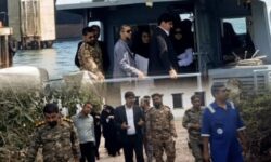 بازدید فرماندار بوموسی از جزیره سیری؛ تأکید بر توسعه زیرساختها و اشتغال جوانان