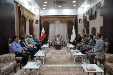 با حمایت و پیگیری استاندار هرمزگان؛ تفاهم‌نامه خرید ۳ آمبولانس برای اورژانس استان امضا شد