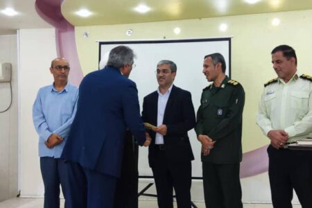 از شهردار بندرپل به‌پاس تعامل مؤثر با شبکه بهداشت و درمان تقدیر شد