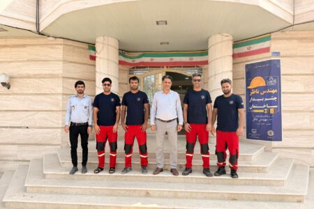 تقدیر از آتش‌نشانان رمکان در روز آتش‌نشان