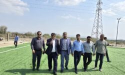 بازدید مهندس رادمهر معاون استاندار و فرماندار ویژه شهرستان میناب از زمین ورزشی شهر زهوکی