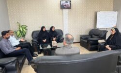 دیدار رئیس و اعضای شورای اسلامی شهر ابوموسی با مدیرکل فرهنگ و ارشاد اسلامی هرمزگان / تأکید بر تسریع در تکمیل مجتمع فرهنگی هنری و حمایت از هنرمندان جزیره