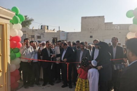 با حضور دکتر جباری نماینده مردم غرب هرمزگان در مجلس شورای اسلامی؛ مدرسه ۹ کلاسه فاطمه‌الزهرا در هنگویه با مشارکت خیرین به بهره‌برداری رسید