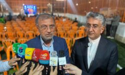 زمین ورزشی ششصد دستگاه بندرعباس بهسازی،و افتتاح شد