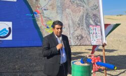 ۸ طرح عمرانی،زیربنایی و اقتصادی و سرمایه گذاری در شهرستان سیریک در هفتمین روز از دهه مبارک فجر به بهره برداری رسید.