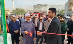 بهره برداری از پروژه زمین ورزشی چمن مصنوعی شهرداری پارسیان همزمان با دهه مبارک فجر