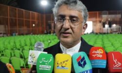 زمین ورزشی شهدای کوی ملت بندرعباس بهسازی و افتتاح شد