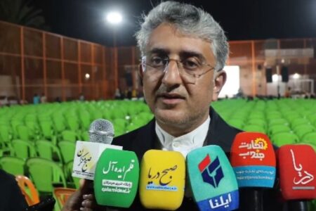 زمین ورزشی شهدای کوی ملت بندرعباس بهسازی و افتتاح شد