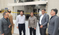 بازدید معاون استاندار هرمزگان از مراکز متاثر از حملات دشمن در بندرلنگه