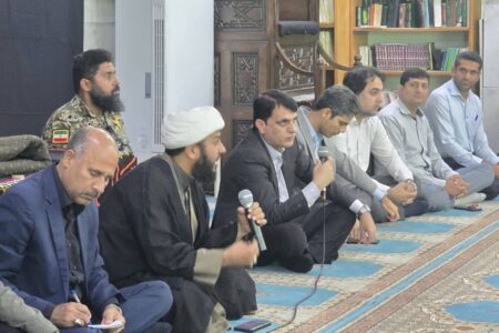 میز خدمت فرمانداری جاسک در مسجد النبی برپا شد