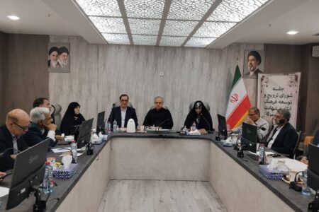 خدمت به خانواده‌های شهدا و ایثارگران نیازمند برنامه جامع و مشارکت ملی است