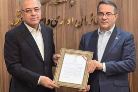 مهر تأیید ارزیابی ملی بر عملکرد هرمزگان؛ تقدیر رئیس‌جمهور از استاندار هرمزگان