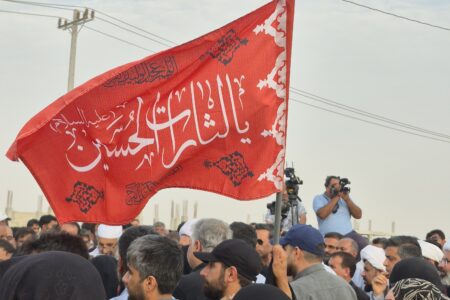 تشییع باشکوه شهید ۴ ساله، امیرمحمد کریمی، با حضور مردم و مسئولان در کوهستک